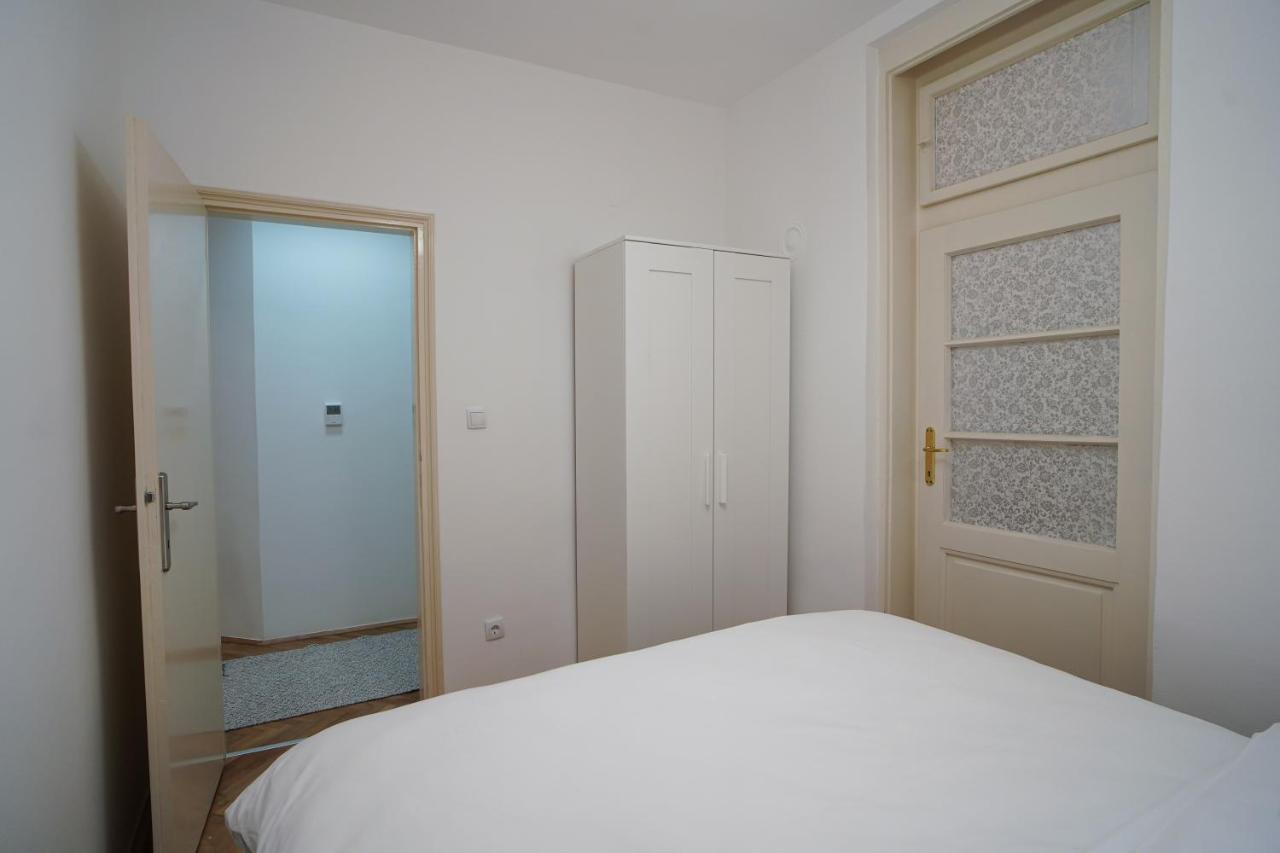 Quiet Luxury Family Apt Belgrade Fortress Center Exterior foto